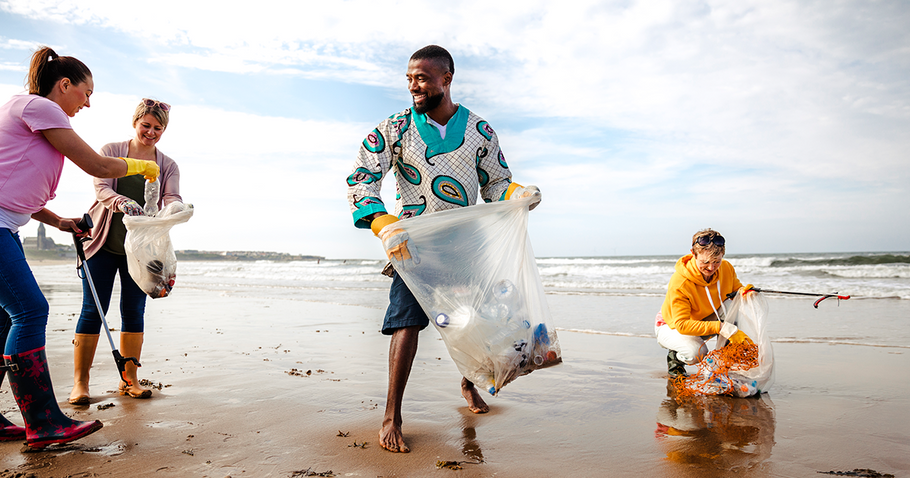 The Power of Community: How Coastal Cleanup Initiatives Are Making a Difference
