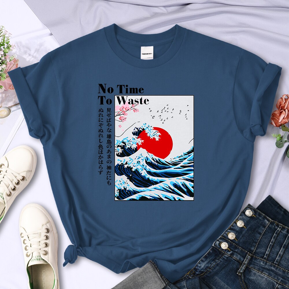 Women's Cherry Blossom Wave Sun Printed T-Shirt